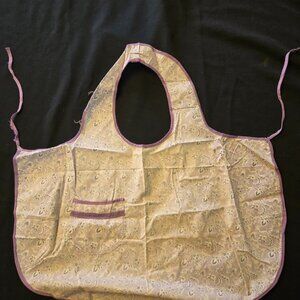 Baby Apron Color Purple an white Flowers